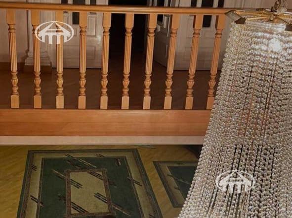 Mansion · 5 rooms · 350 m² · Erebuni