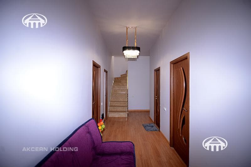 Особняк · 5 комн. · 240 м² · Давташен