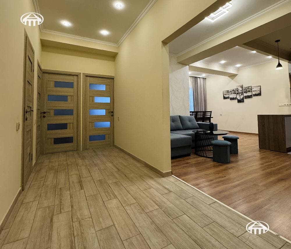 Apartment · 3 rooms · 84 m² · Kanaker-Zeytun