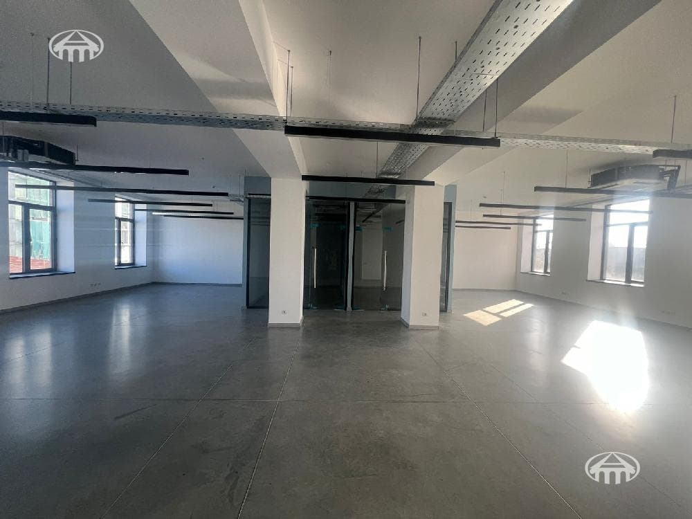Офис · 2 150 м² · Шенгавит