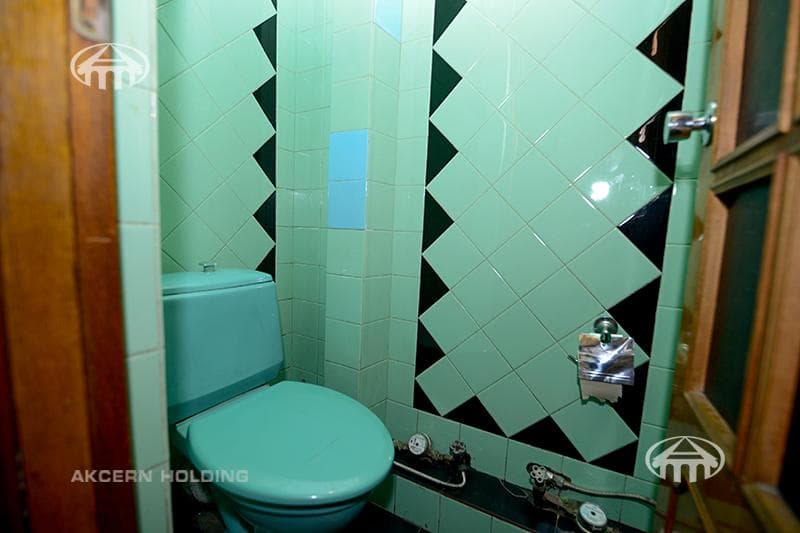 Квартира · 4 комн. · 102 м² · Кентрон