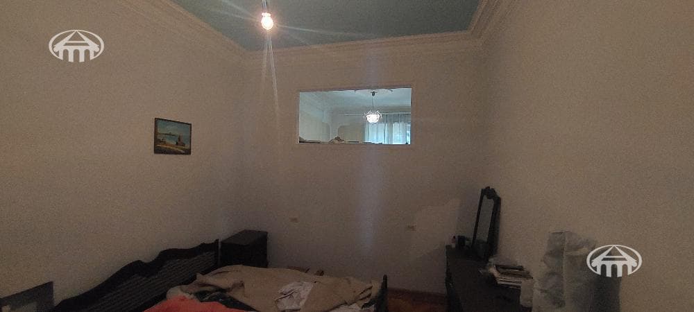 House · 5 rooms · 250 m² · Kanaker-Zeytun