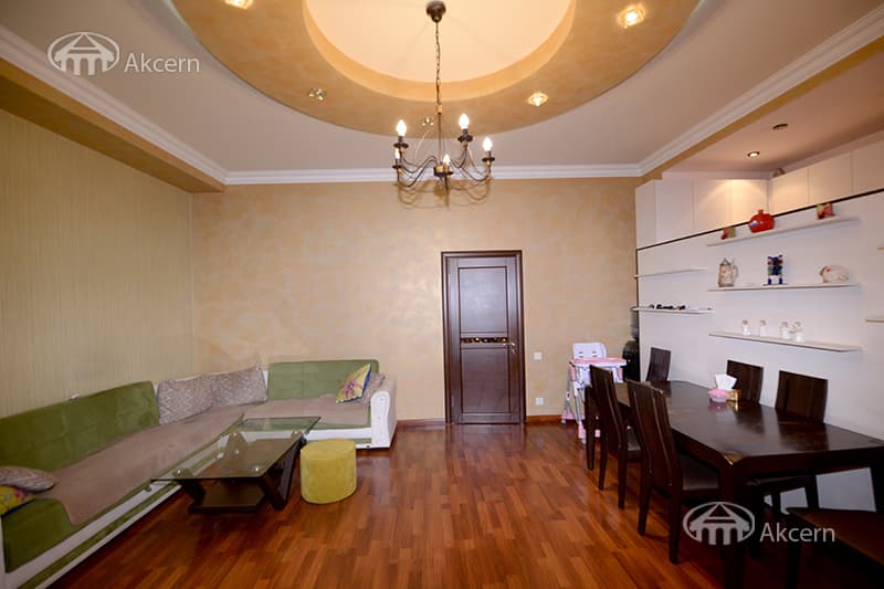 Բնակարան · 2 սեն. · 68 մ² · Կենտրոն