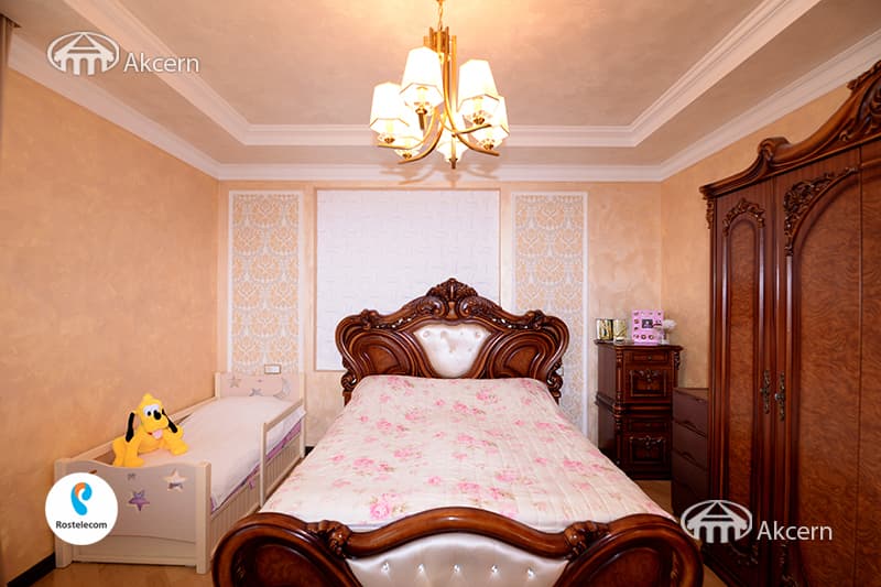 Առանձնատուն · 5 սեն. · 245 մ² · Կենտրոն