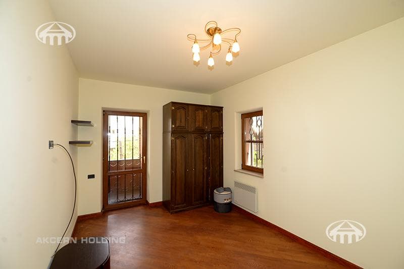 Country house · 4 rooms · 289.5 m² · Dzoraghbyur