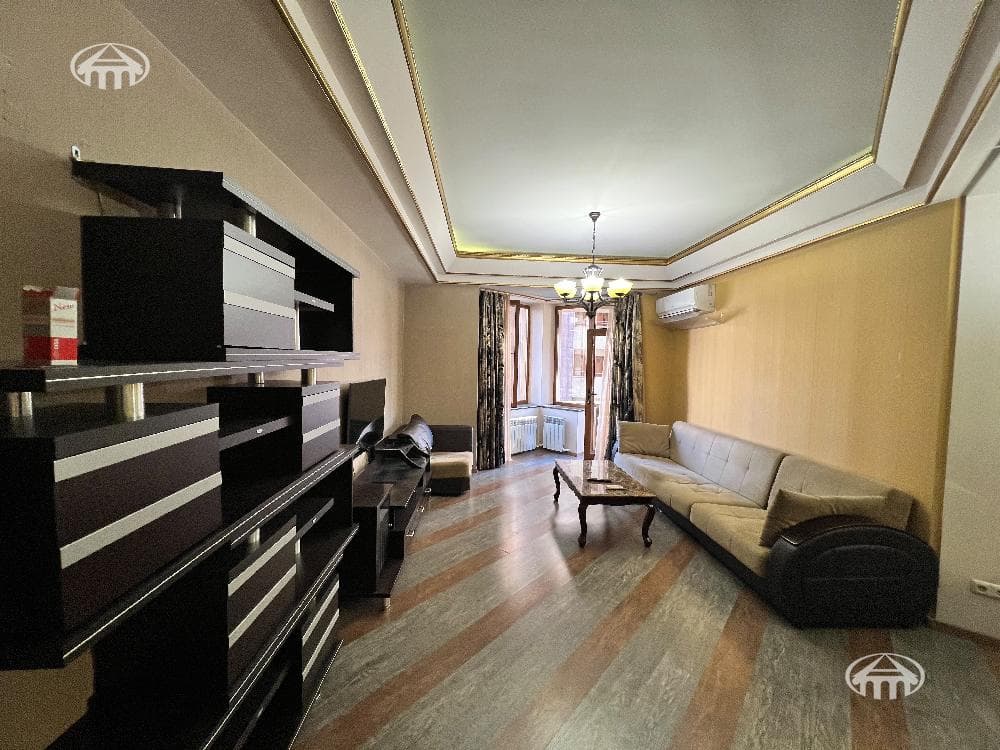 Квартира · 3 комн. · 108 м² · Кентрон