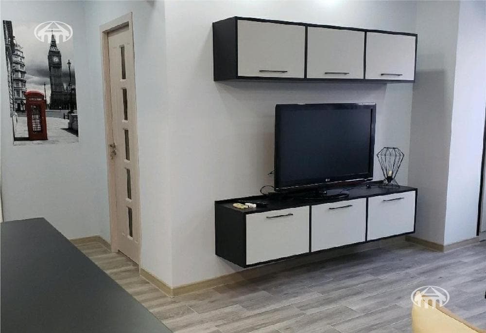 Apartment · 1 rooms · 38 m² · Kentron