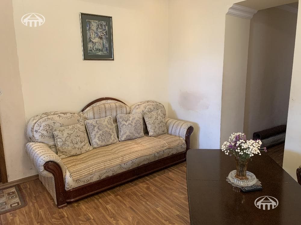 Дом · 3 комн. · 241 м² · Малатия-Себастия