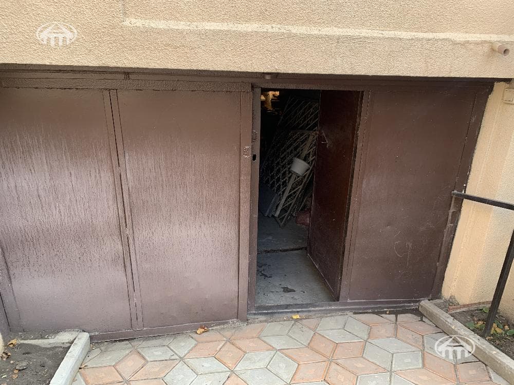 House · 4 rooms · 256 m² · Ajapnyak