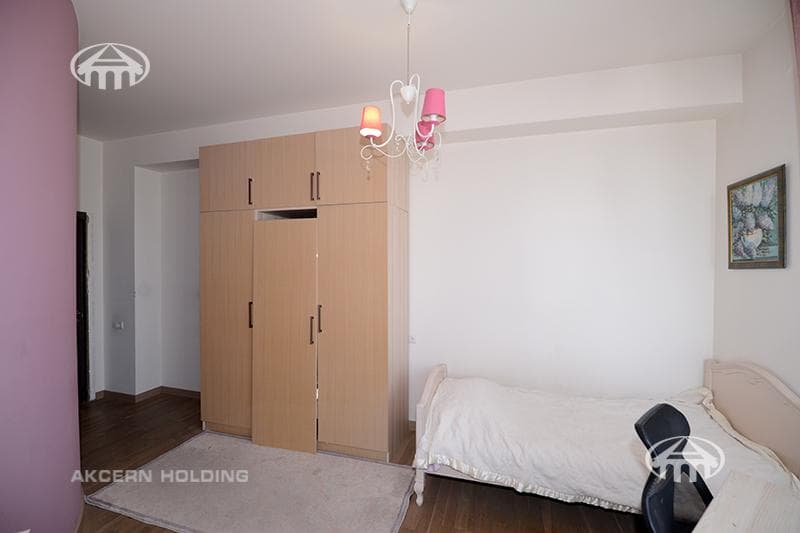 Квартира · 4 комн. · 128 м² · Арабкир