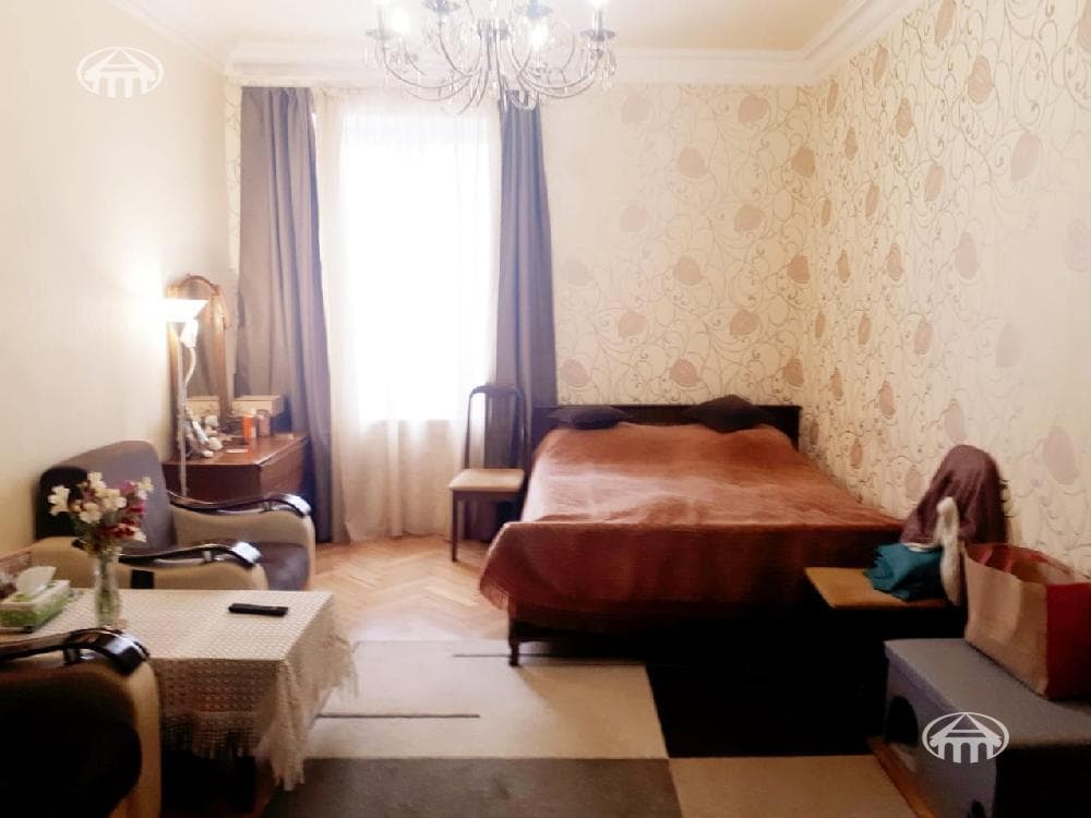 Квартира · 3 комн. · 87 м² · Кентрон