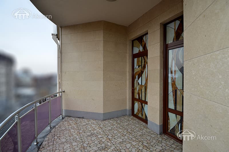 Дом · 6 комн. · 425 м² · Арабкир