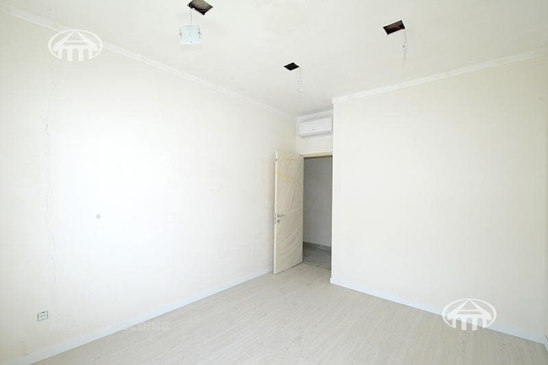 Բնակարան · 4 սեն. · 134 մ² · Կենտրոն