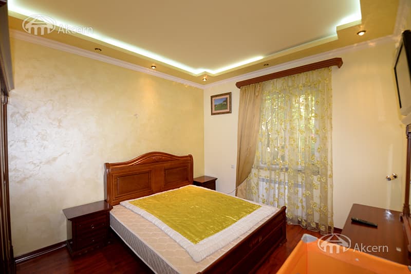 Особняк · 3 комн. · 160 м² · Кентрон