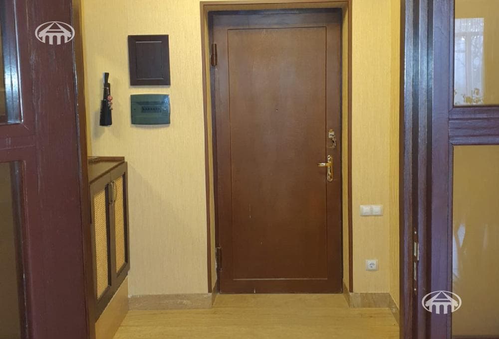 Особняк · 6 комн. · 333 м² · Арабкир