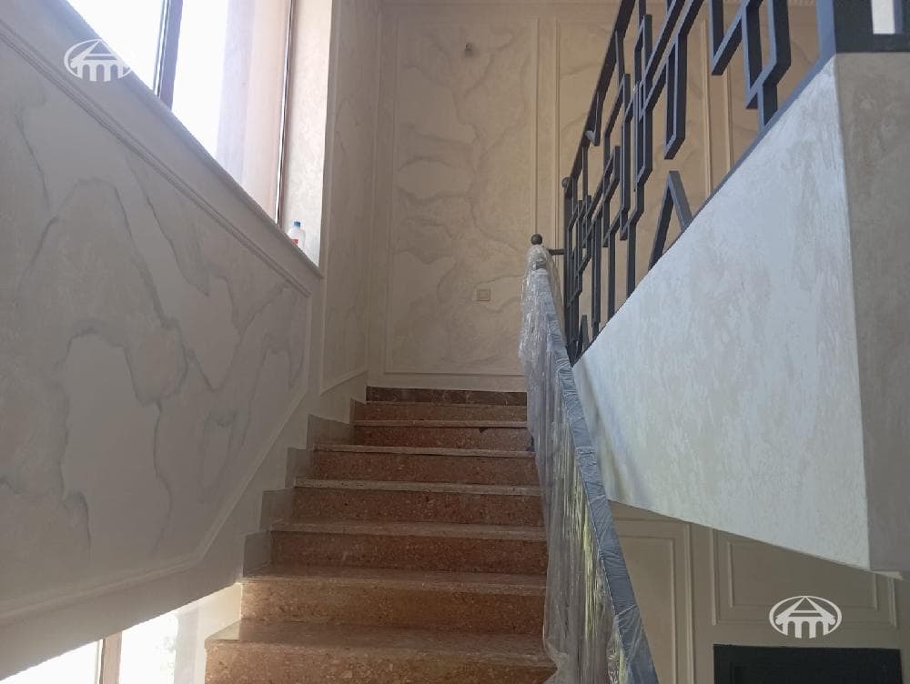 Mansion · 300 m² · Kentron