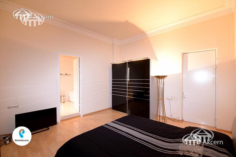 Квартира · 4 комн. · 179 м² · Арабкир
