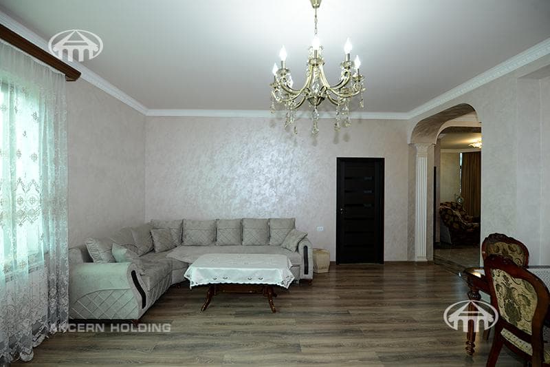 Особняк · 4 комн. · 261 м² · Давташен