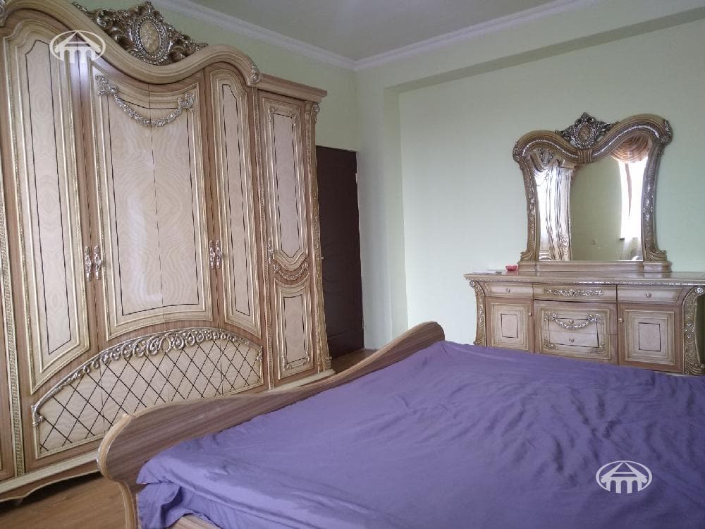 Mansion · 5 rooms · 243 m² · Ajapnyak
