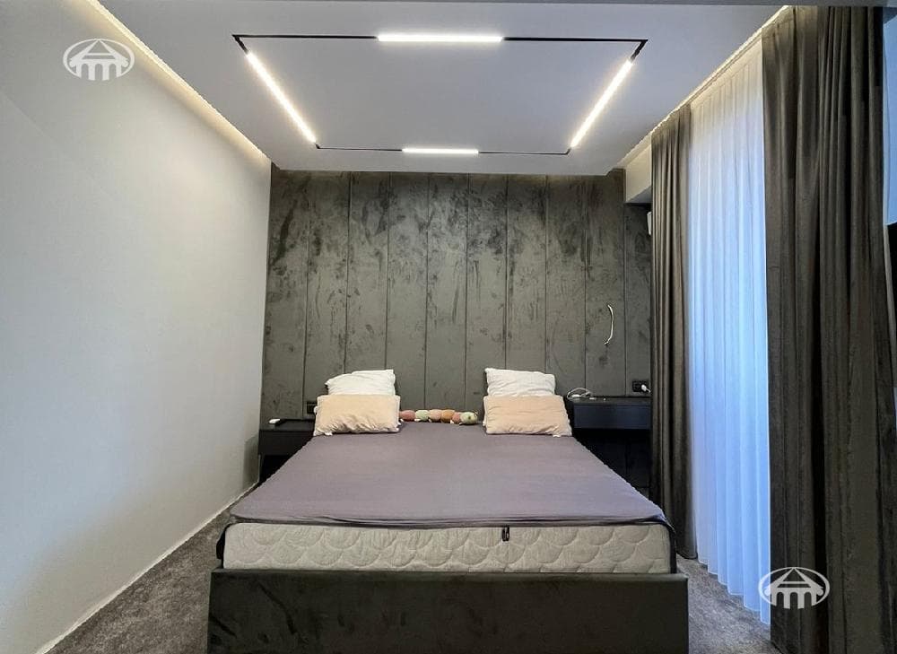 Apartment · 3 rooms · 124 m² · Kentron