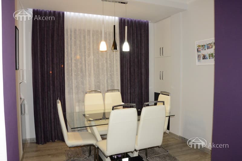 Квартира · 2 комн. · 65 м² · Кентрон