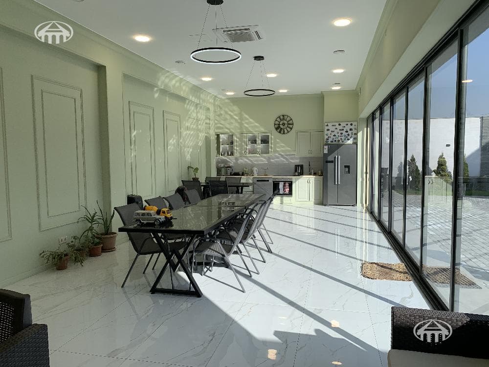 Առանձնատուն · 6 սեն. · 350 մ² · Ջրվեժ