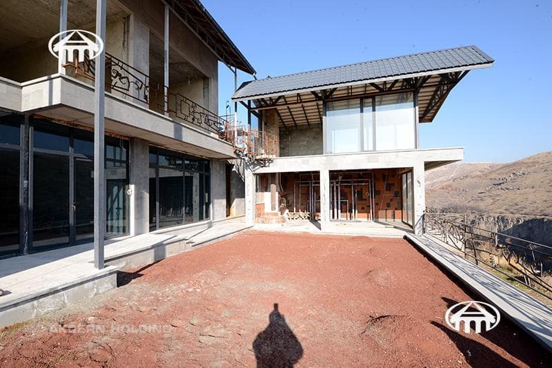 Особняк · 5 комн. · 527 м² · с. Аргел