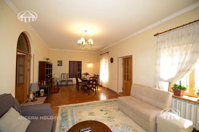 House · 5 rooms · 220 m² · Arabkir