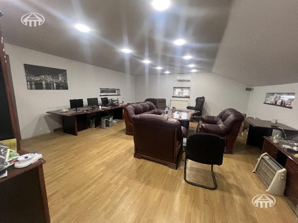 Office · 375 m² · Ajapnyak