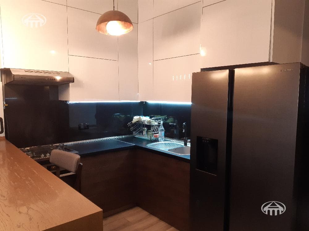 Квартира · 3 комн. · 86 м² · Арабкир