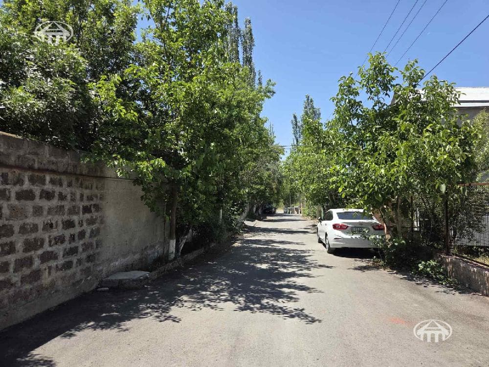Առանձնատուն · 5 սեն. · 296 մ² · Ջրվեժ