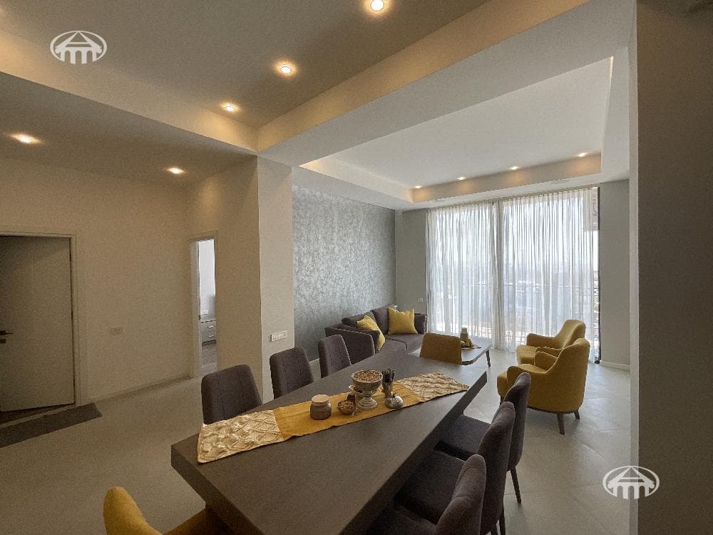Квартира · 3 комн. · 70 м² · Арабкир