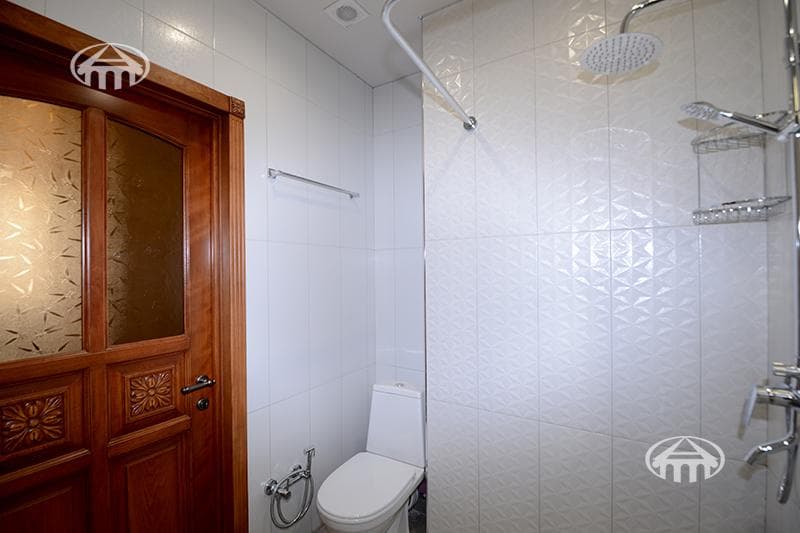 Квартира · 3 комн. · 100 м² · Кентрон