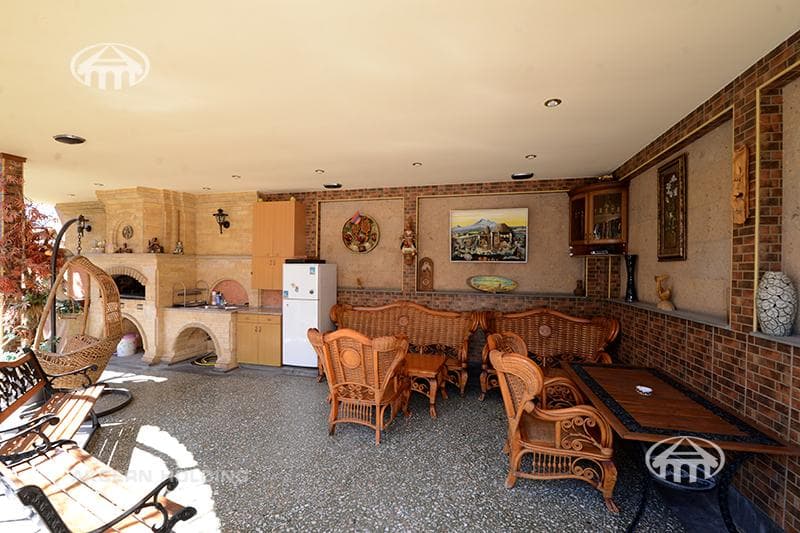 Mansion · 7 rooms · 500 m² · Malatia-Sebastia