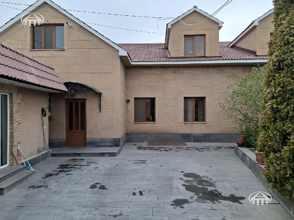 Отель · 352 м² · г.Абовян