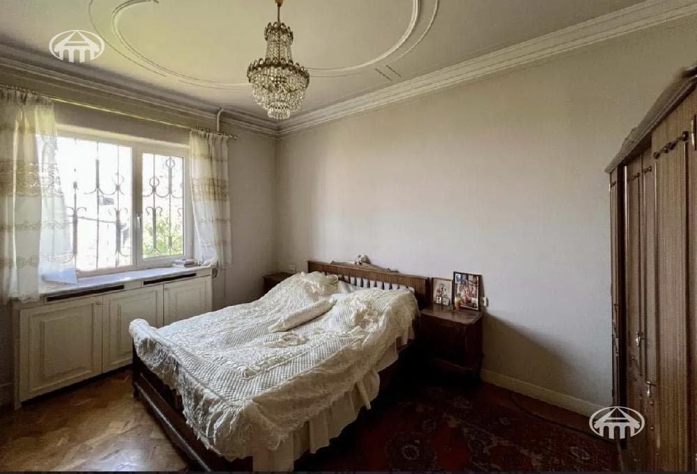 Mansion · 5 rooms · 218 m² · Nork-Marash