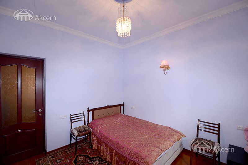 Квартира · 5 комн. · 251 м² · Арабкир