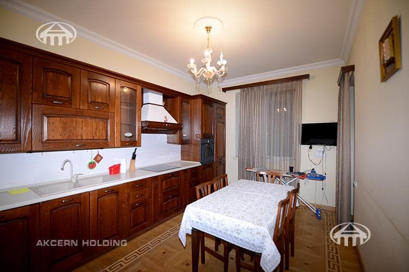 Apartment · 4 rooms · 135 m² · Arabkir