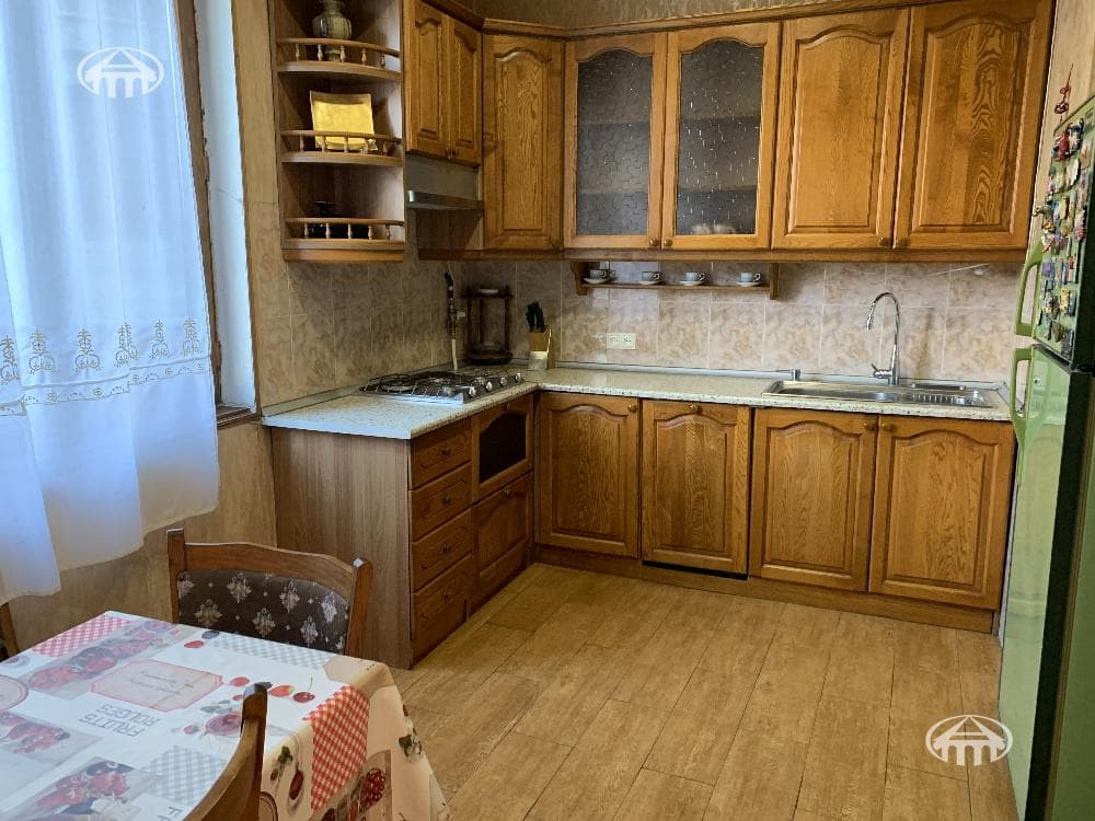 Квартира · 3 комн. · 80 м² · Кентрон