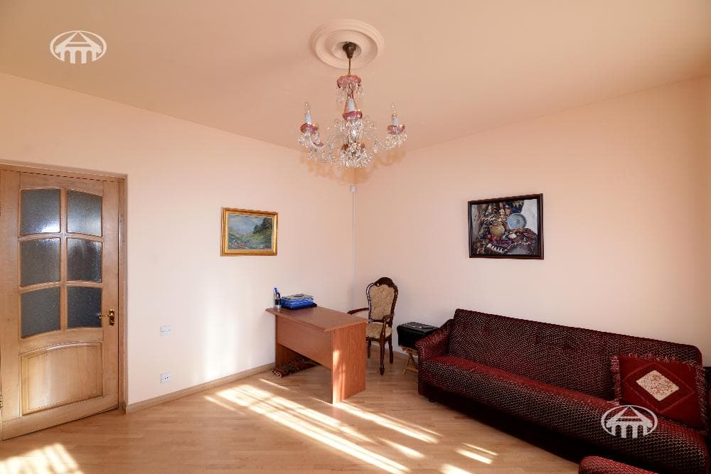 Особняк · 6 комн. · 366 м² · Канакер-Зейтун
