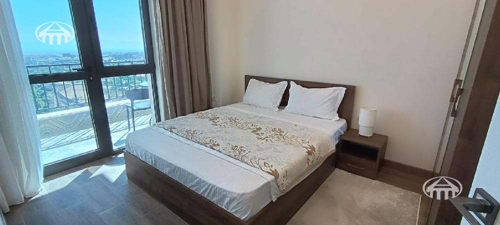 Apartment · 2 rooms · 54 m² · Kentron