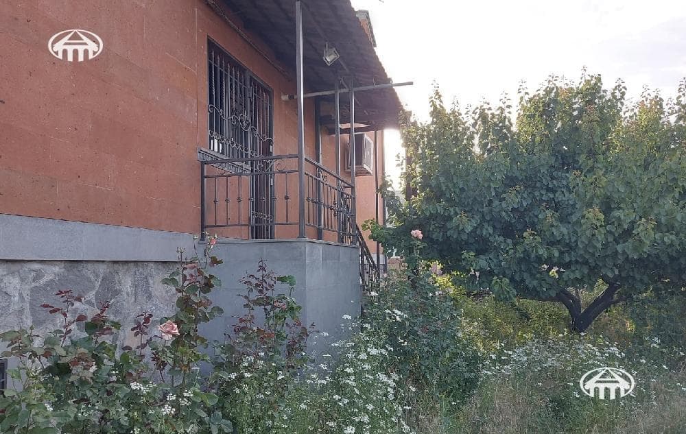 Առանձնատուն · 7 սեն. · 313 մ² · Արարատի մարզ