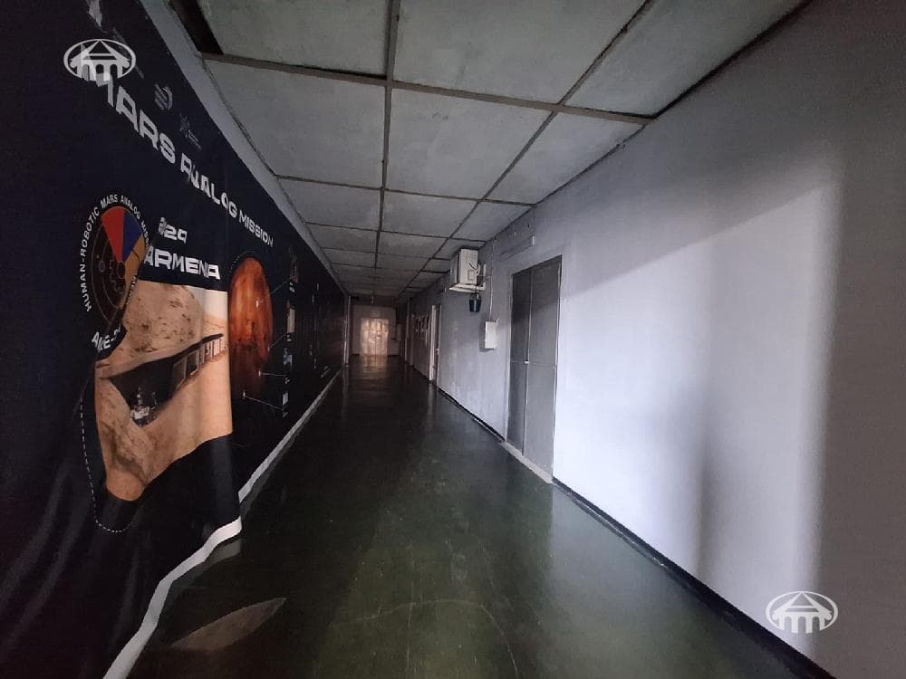 Офис · 1 800 м² · Нор-Норк