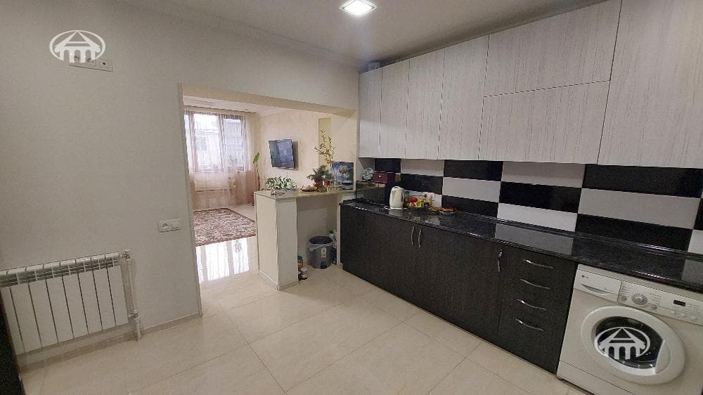 Առանձնատուն · 5 սեն. · 197 մ² · Քանաքեռ-Զեյթուն