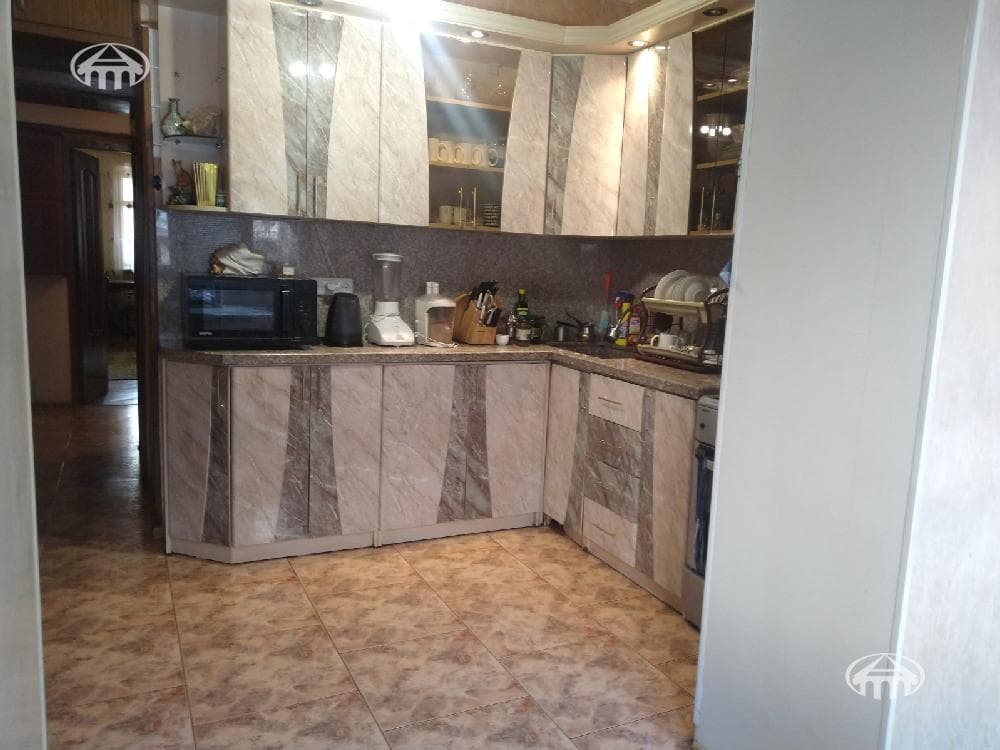 Apartment · 4 rooms · 147 m² · Arabkir