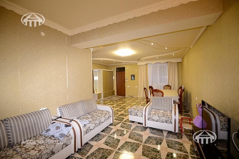 Mansion · 5 rooms · 230 m² · Ajapnyak