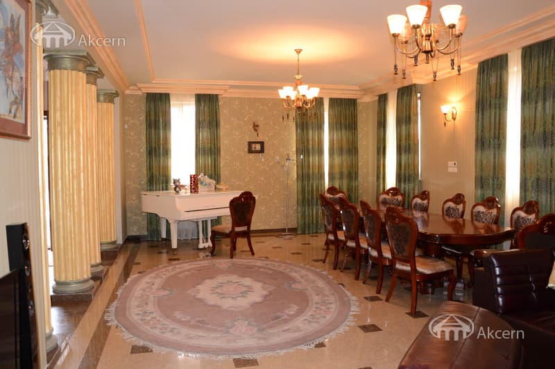 Особняк · 7 комн. · 240 м² · Цахкадзор