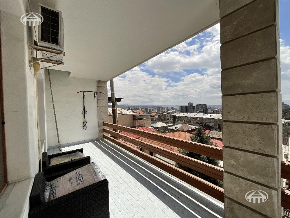 Mansion · 7 rooms · 700 m² · Arabkir
