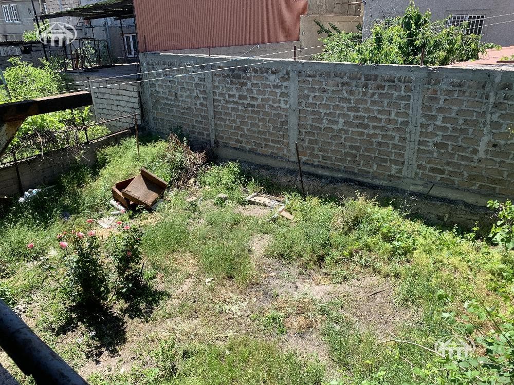 House · 3 rooms · 233 m² · Shengavit