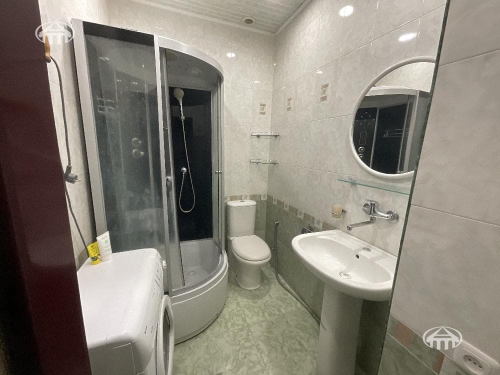 Apartment · 3 rooms · 107 m² · Kentron